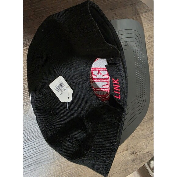 HTF New NINTENDO Legend of Zelda BlackRed Embroidered Logo Snapback Hat Cap RARE - Picture 3 of 9